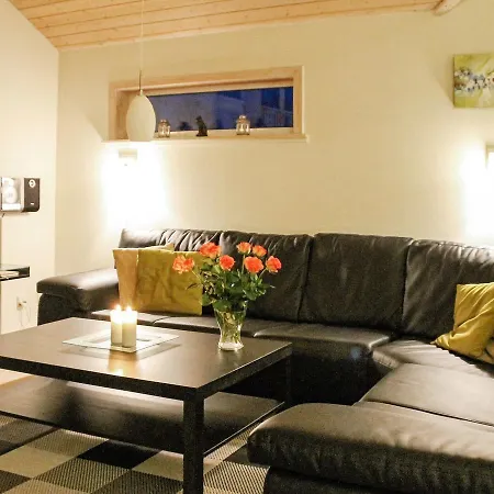Four Bedroom Holiday In 3 * Oksbøl