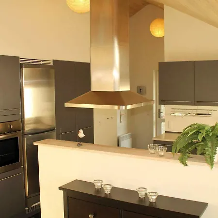 Four Bedroom Holiday In 3 * Oksbøl